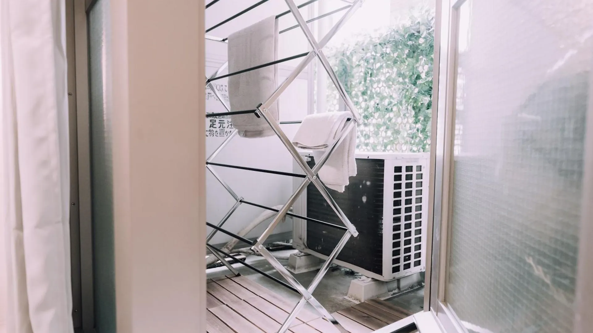 Minimalist Loft Namba Compact Studio With A 24-Hour Gym Ma301 Осака 0*,