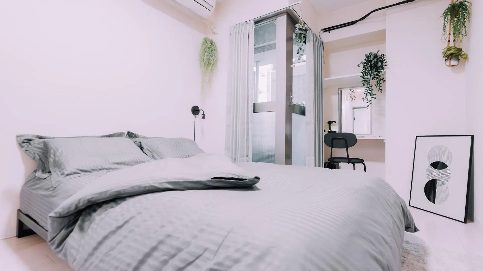 Minimalist Loft Namba Compact Studio With A 24-Hour Gym Ma301 Осака